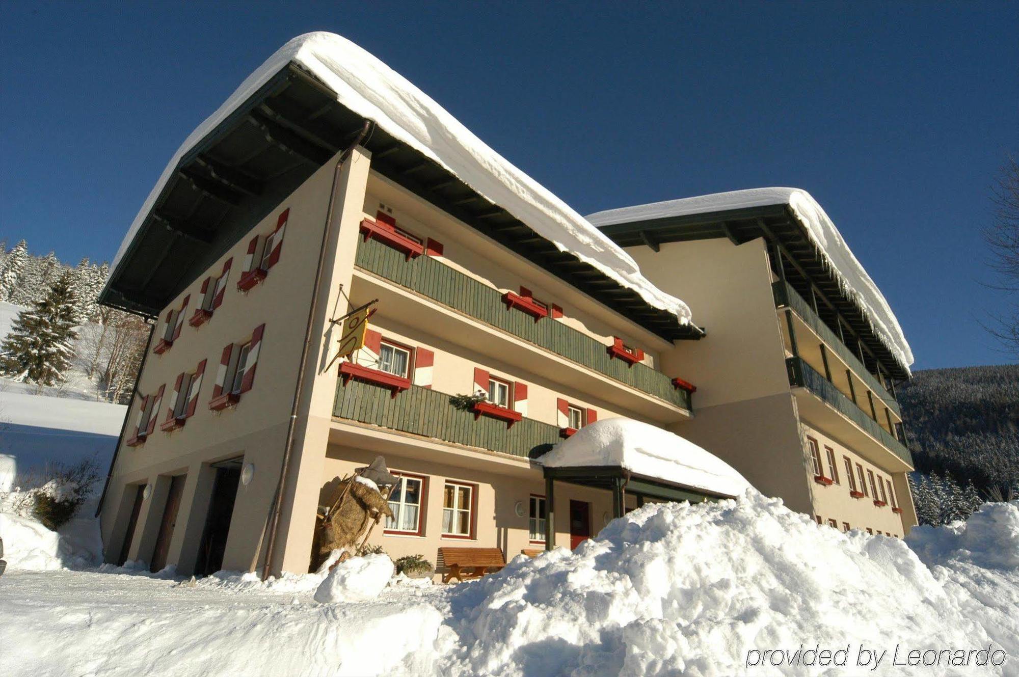 Hotel Jufa St. Martin à Sankt Martin am Tennengebirge Extérieur photo